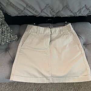Classic Khaki Vineyard Vines Skirt